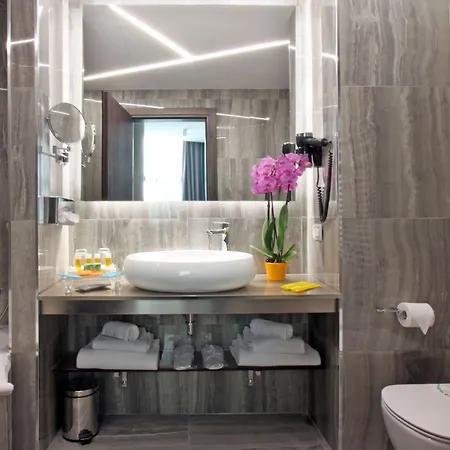The Hive Hotel Rome