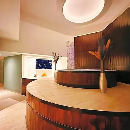 Hotel The Hive Rom