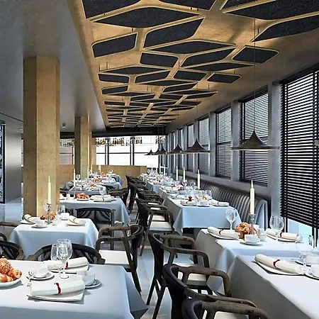 The Hive Hotel 4*